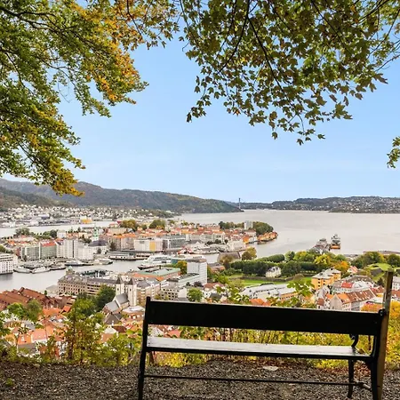 Dinbnb I 600m To Bryggen & 100m To The Mountain Hikes
